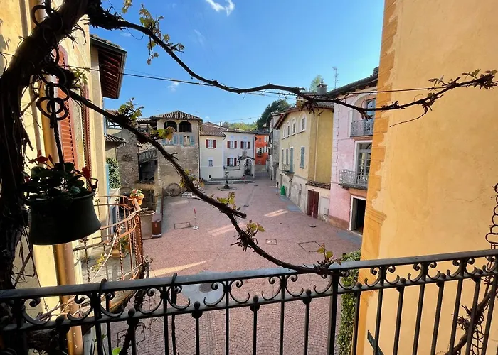 Tipica Casa Ticinese A Carona